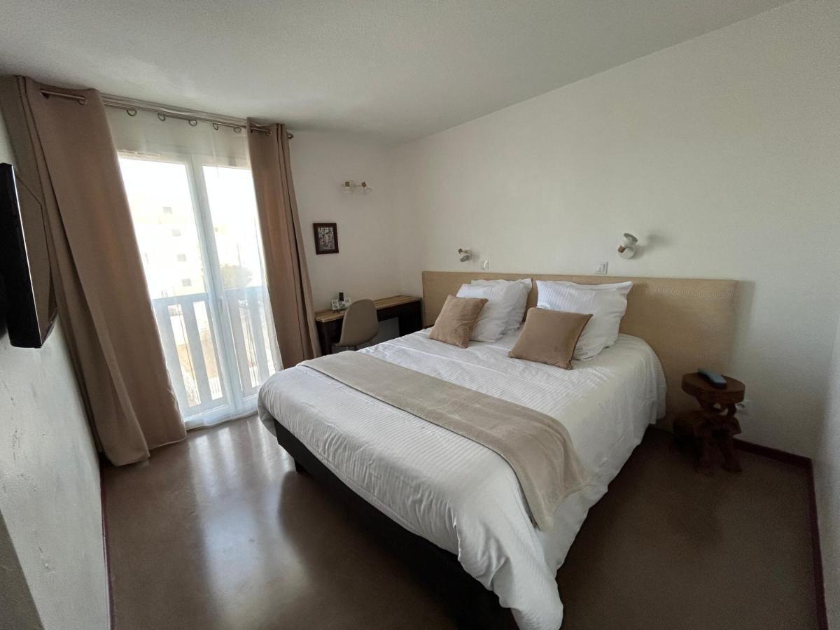 Logis Hotel De La Clape Narbonne-Plage Zewnętrze zdjęcie
