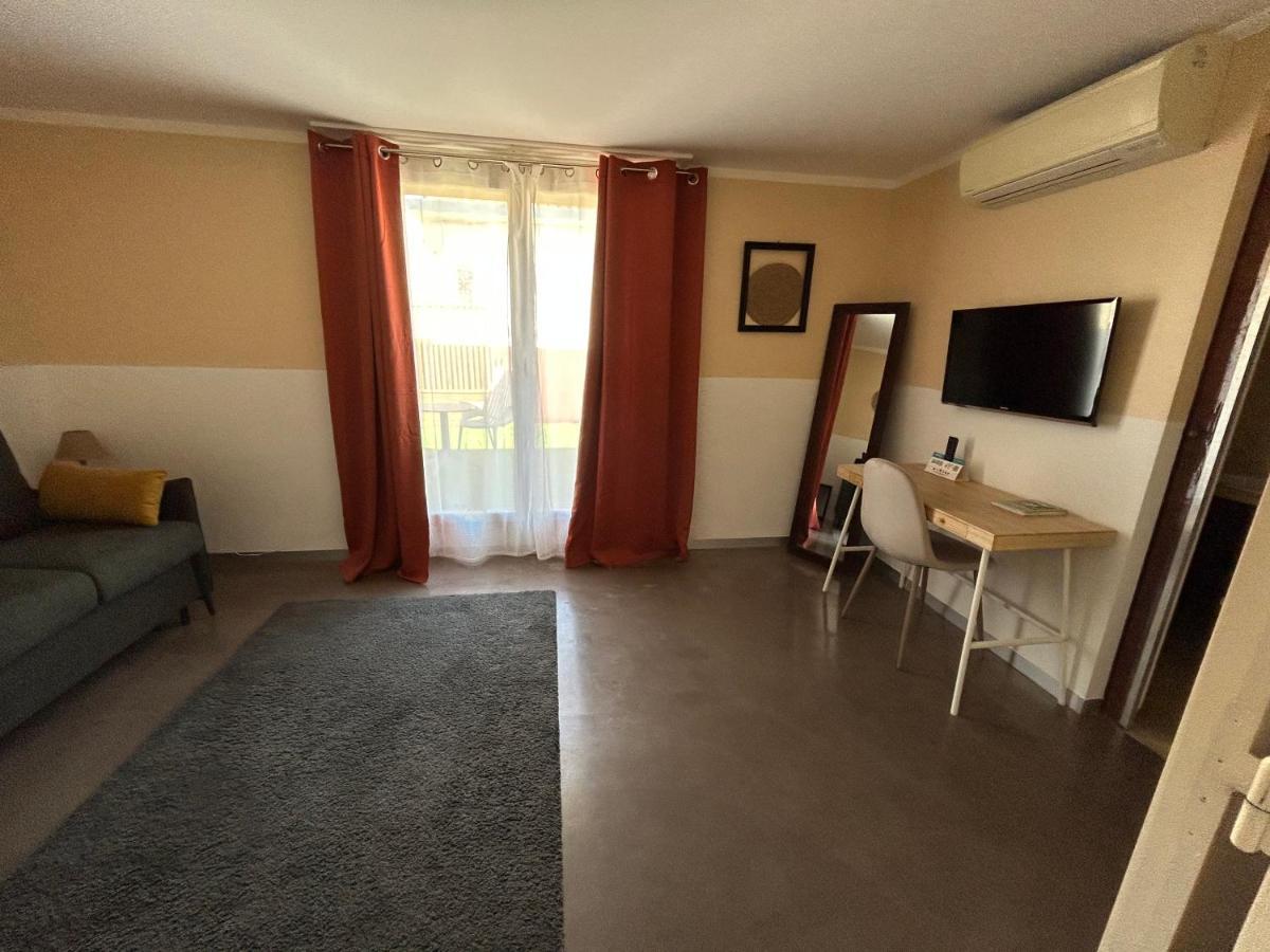 Logis Hotel De La Clape Narbonne-Plage Zewnętrze zdjęcie