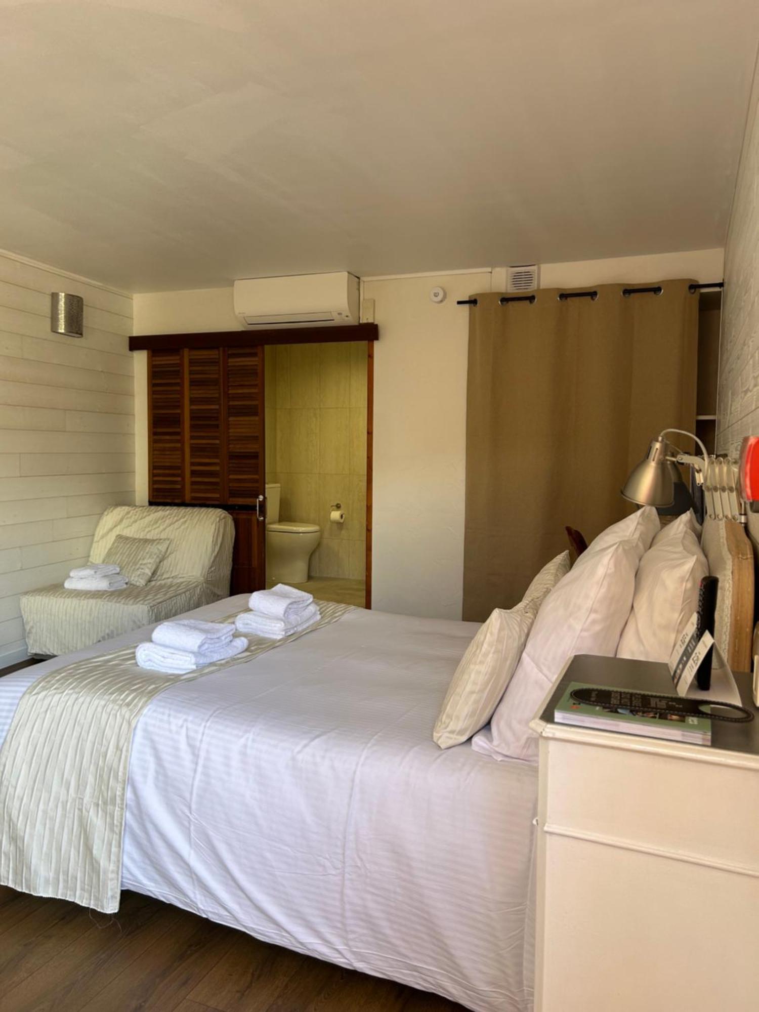 Logis Hotel De La Clape Narbonne-Plage Zewnętrze zdjęcie